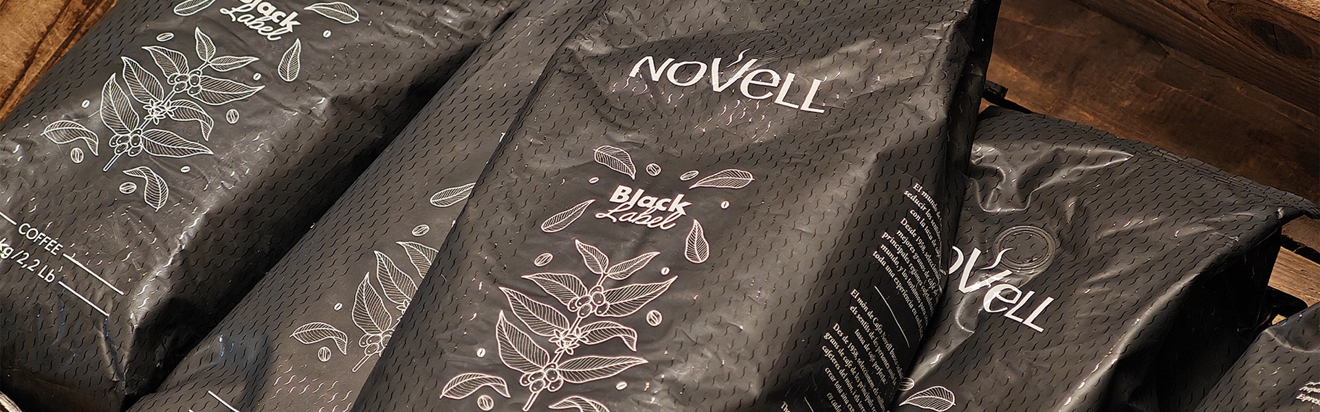 Mehrere Packungen NOVELL Black Label Kaffee
